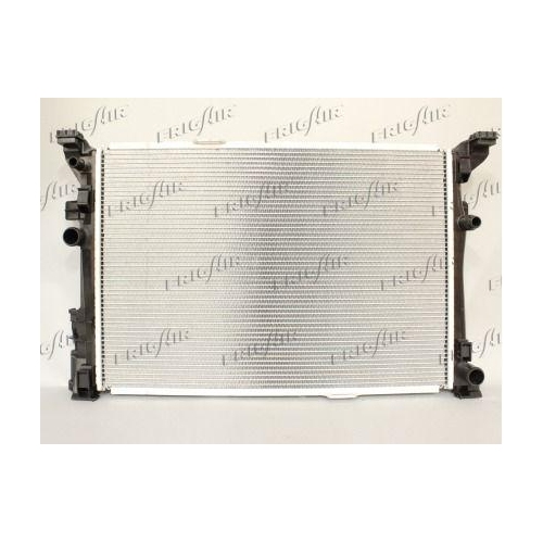 K&uuml;hler Motork&uuml;hlung Frigair 0106.3121 f&uuml;r Mercedes Benz Mercedes Benz Nissan