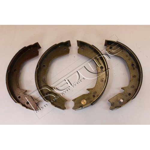 Bremsbackensatz Feststellbremse Red-line 47MI013 f&uuml;r Mitsubishi Hinterachse