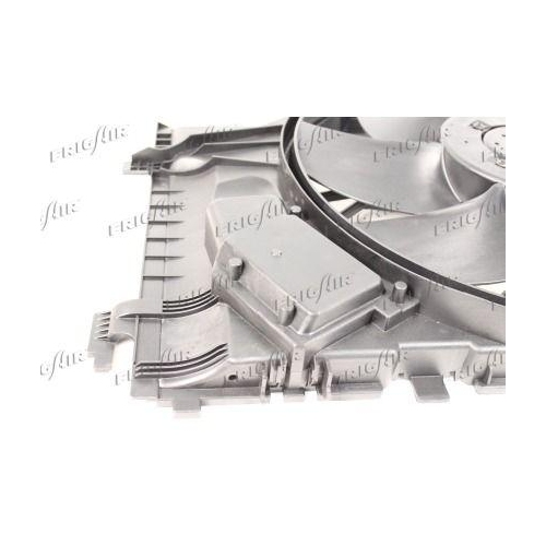 L&uuml;fter Motork&uuml;hlung Frigair 0506.2002 f&uuml;r Mercedes Benz Mercedes Benz