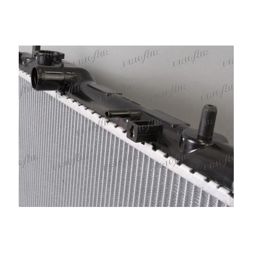 K&uuml;hler Motork&uuml;hlung Frigair 0115.3004 f&uuml;r Toyota