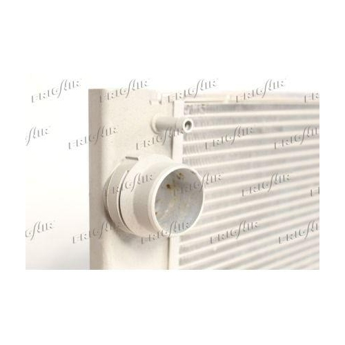 K&uuml;hler Motork&uuml;hlung Frigair 0102.3132 f&uuml;r Bmw