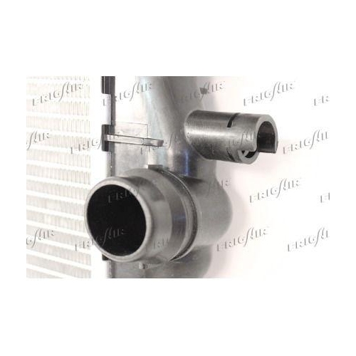 K&uuml;hler Motork&uuml;hlung Frigair 0131.3030 f&uuml;r General Motors