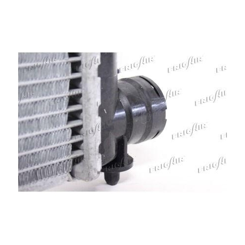 K&uuml;hler Motork&uuml;hlung Frigair 0104.3040 f&uuml;r Renault Alfarome/fiat/lanci