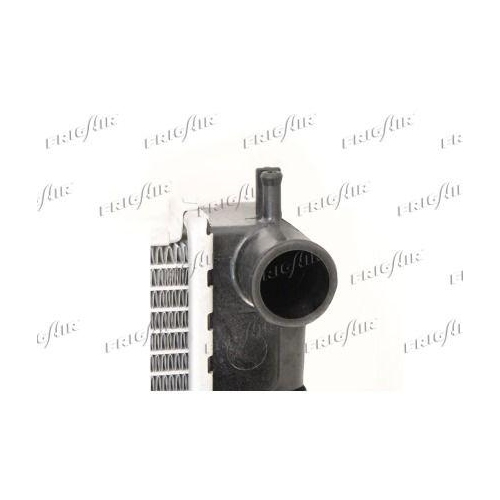 K&uuml;hler Motork&uuml;hlung Frigair 0111.3082 f&uuml;r Volvo