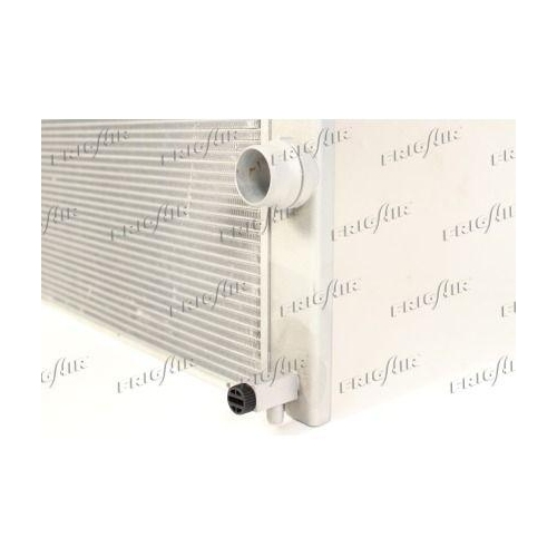 K&uuml;hler Motork&uuml;hlung Frigair 0102.3132 f&uuml;r Bmw