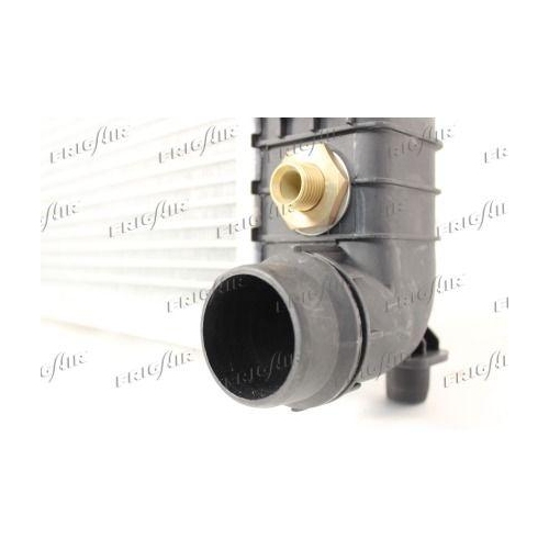 K&uuml;hler Motork&uuml;hlung Frigair 01063105 f&uuml;r Mercedes Benz Mercedes Benz